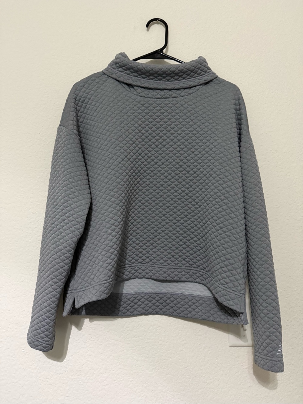 New Balance Quilted Funnel Neck Sweatshirt - Gray